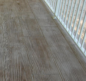 the look of wood using decorative concrete